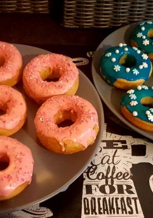 Une photo de Donuts a la vanille au four