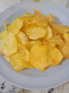 عکسی از دستور چیپس سرکه ای خانگی🍟ترد و خوشمزه😋