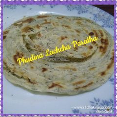 A picture of Phudina lachcha paratha.