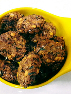 வாழைப்பூ வடை (Vaazhaipoo vadai recipe in tamil) செய்முறை முக்கிய புகைப்படம்