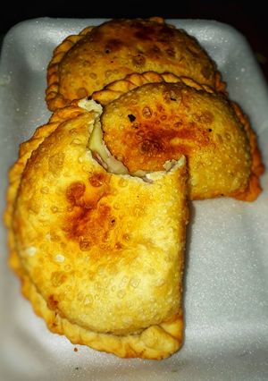 Una foto de Masa para empanadas fritas 💣😋