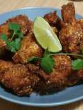ปีกไก่ทอดรสลาบ