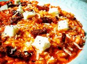 Una foto di primi con il guanciale al sugo