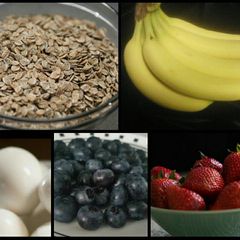 A picture of Banana Berry Muffins.