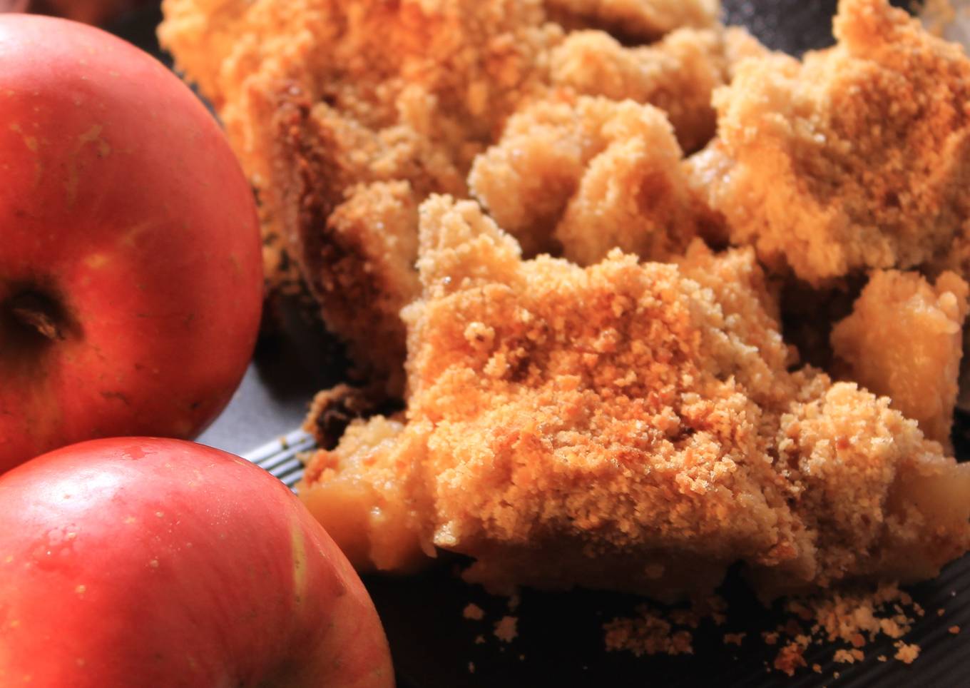 Apple Crumble with Oats
