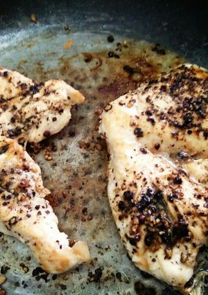 รูปของ อกไก่พริกไทยดำ คลีนๆจ้า