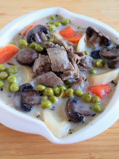 Tárkonyos vadraguleves recept fotója