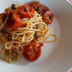 Foto di Spaghetti con pomodorini cotti al forno
