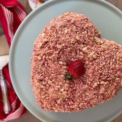 Strawberry Crunch Cake A picture of Strawberry Crunch Cake.