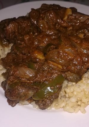 Foto principal de Higaditos de pollo sobre cama de arroz integral