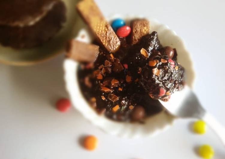 Creamy dark chocolate caramel pudding Creamy dark chocolate caramel pudding