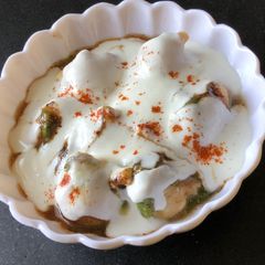 Dahi vada A picture of Dahi vada.
