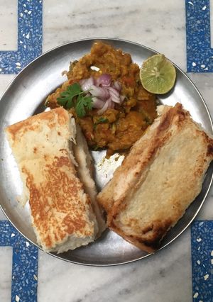 A picture of Pav Bhaji.