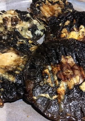 Una foto de Portobellos a la parrilla