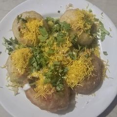 A picture of Sev puri bombs 🧆.