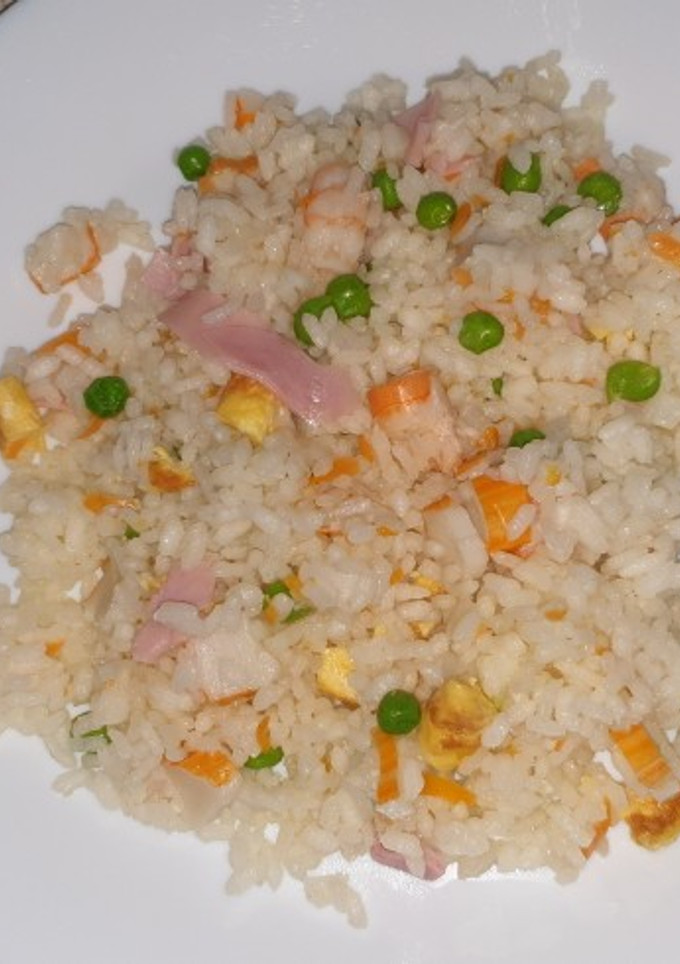 Una foto de Arroz tres delicias