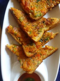 सूजी टोस्ट (Suji toast recipe in Hindi) रेसिपी मुख्य फोटो