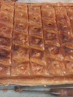 صورة لوصفة بقلاوة على اصولها،