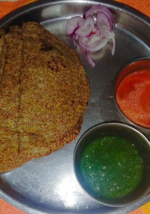 रागी डोसा(ragi dosa recipe in hindi) रेसिपी मुख्य फोटो