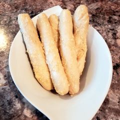 A picture of Little Caesars Copycat Crazy Bread.