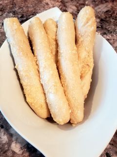 A picture of Little Caesars Copycat Crazy Bread.