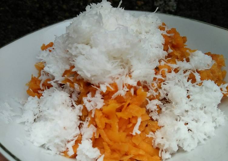 Bagaimana Membuat Menu diet Real food pengganti nasi ubi jalar serut yang Lezat