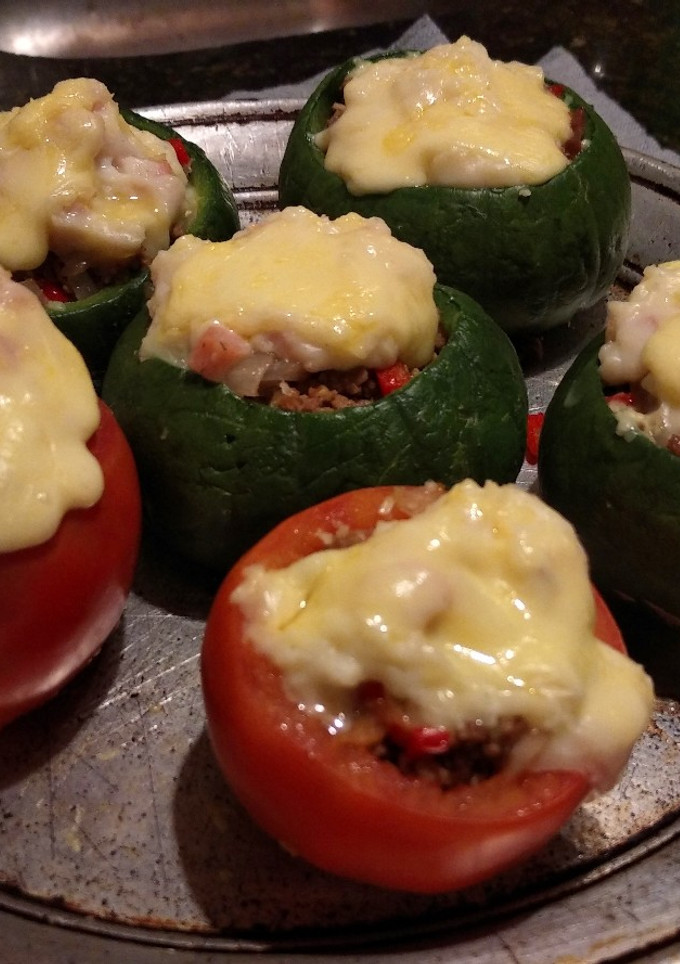 Una foto de Zapallitos y Tomates rellenos