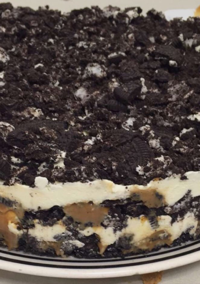 Una foto de Torta oreo 🍰