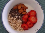 Una foto de kefir con chia