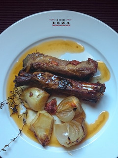 Una foto de Costillas de cerdo con cerveza