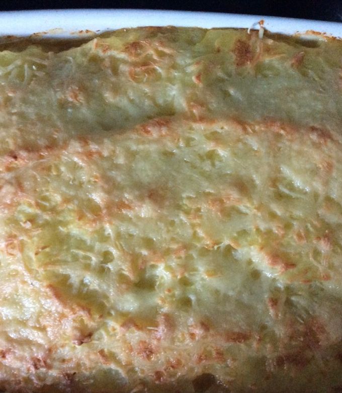 Une photo de Gratin pommes de terre et chair à saucisse