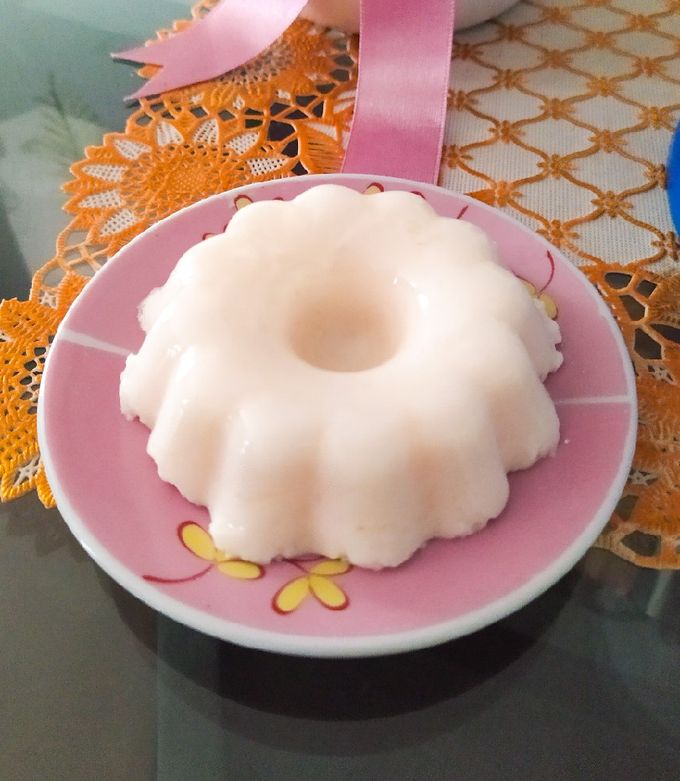 Gelatina De Guanábana Con Leche Receta de Camila Ataya - Cookpad