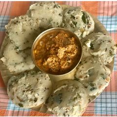 A picture of Instant wheat flour idli.