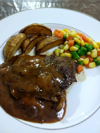 Langkah Gampang Membuat Resep Beef Steak Blackpepper Sauce yang Bisa Manjain Lidah Anti Ribet, Bikin Ngiler