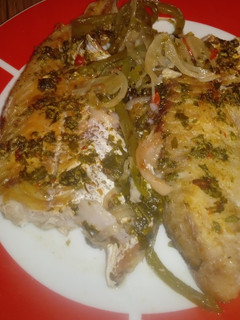 Una foto de Pescado al horno 🐟