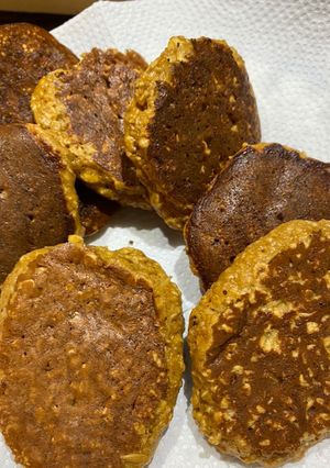 Una foto de Pancitos / pancakes de banana