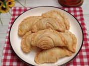 Gambar ayam karipap