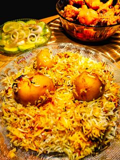 আলু বিরিয়ানি(Aloo biryani recipe in Bengali) রেসিপির প্রধান ছবি