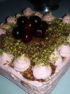 صورة لوصفة كيكه بالبسكوت على طريقتي