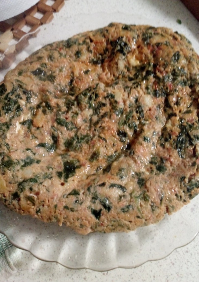 Una foto de Tortilla de espinacas y bacalao