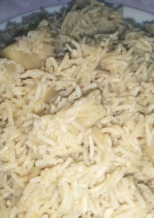 A picture of Aloo pulao.