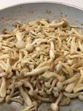 Hongos salteados