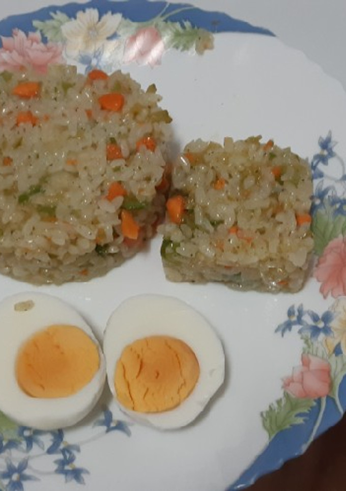 Una foto de Ensalada de arroz con sabor potente