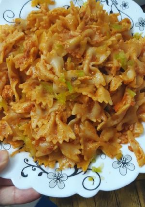 عکسی از دستور پاستا قارچ و مرغ🤤🤤