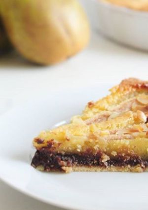 Une photo de Tarte amandine poires et chocolat