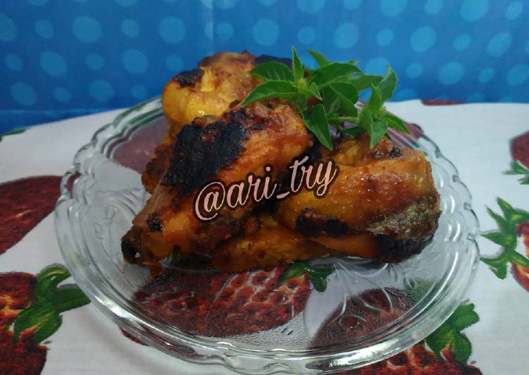 Langkah Mudah untuk Menyiapkan &#34;Ayam Woku Bakar Pedas khas Manado&#34; Anti Gagal