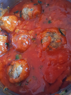 Una foto de Albóndigas con fritada
