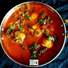 Baby Potatoes Spinach Spicy Curry A picture of Baby Potatoes Spinach Spicy Curry.