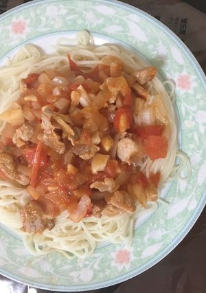 Hình của món Mì trộn sốt cà chua.