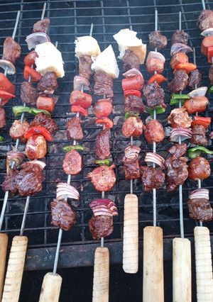 Una foto de Anticuchos